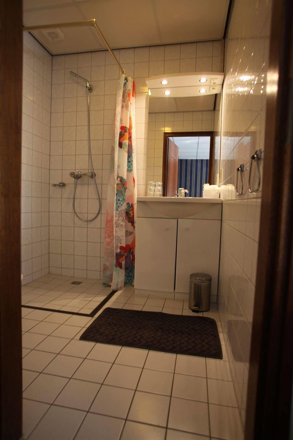 Het Wapen Van エンクホイゼン エクステリア 写真